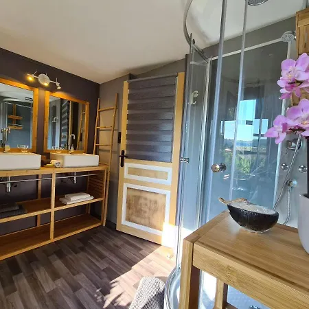 Shanti Nilayam Penzion 3*