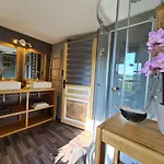 Shanti Nilayam 게스트하우스 3*